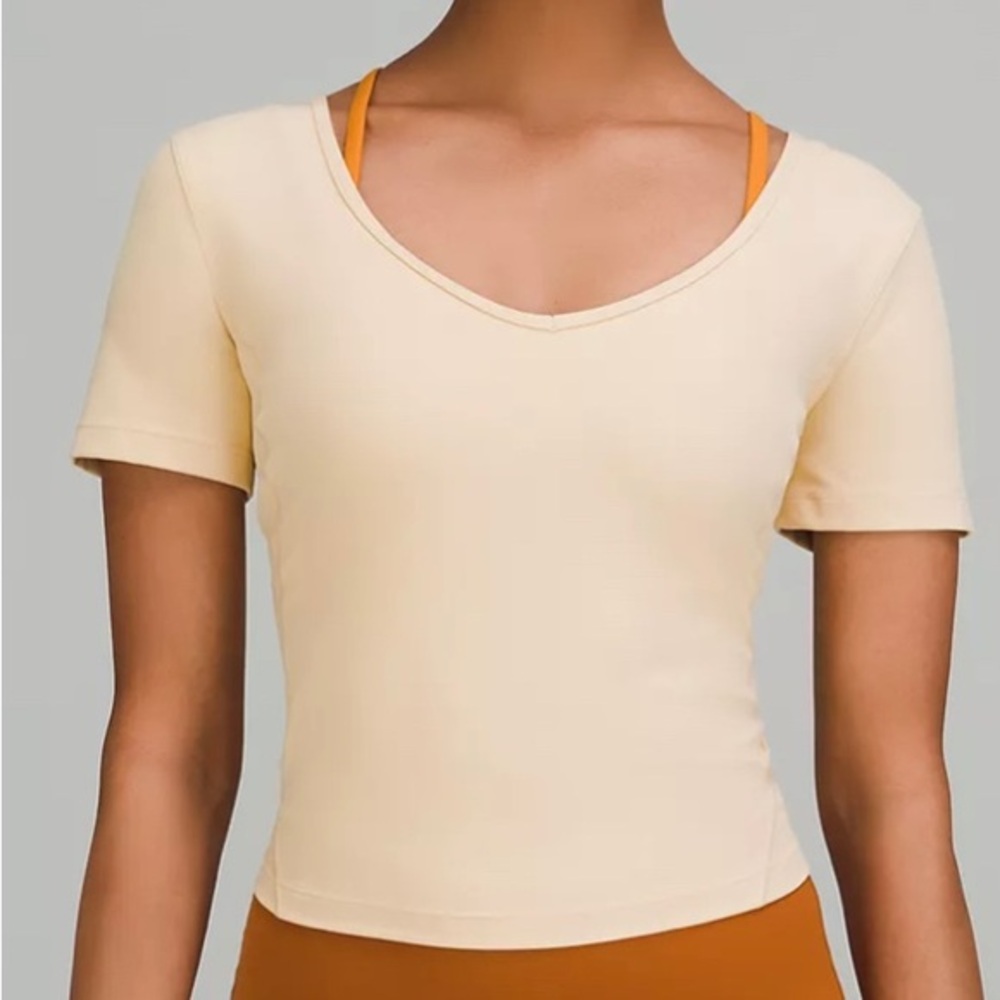 NWT • lululemon Align™ T-Shirt • Prosecco • Size 4 • Tank • Cropped & Slim Fit